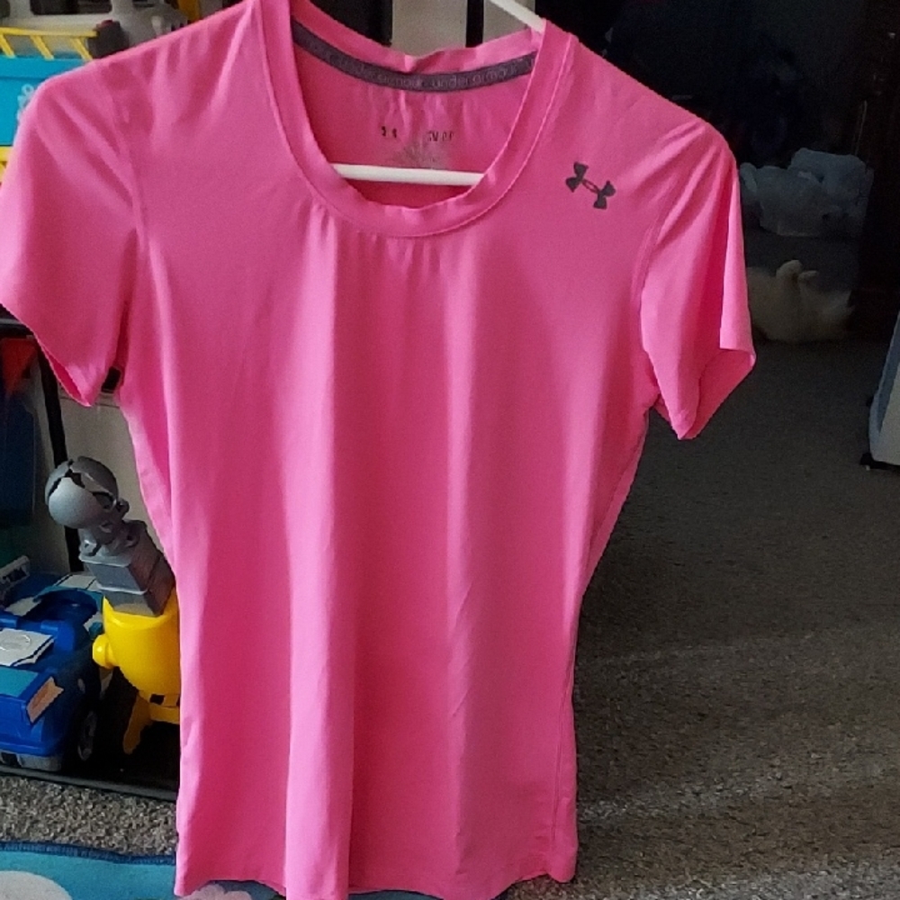 Under Armour Pink Fitted Short Sleeve T-Shirt